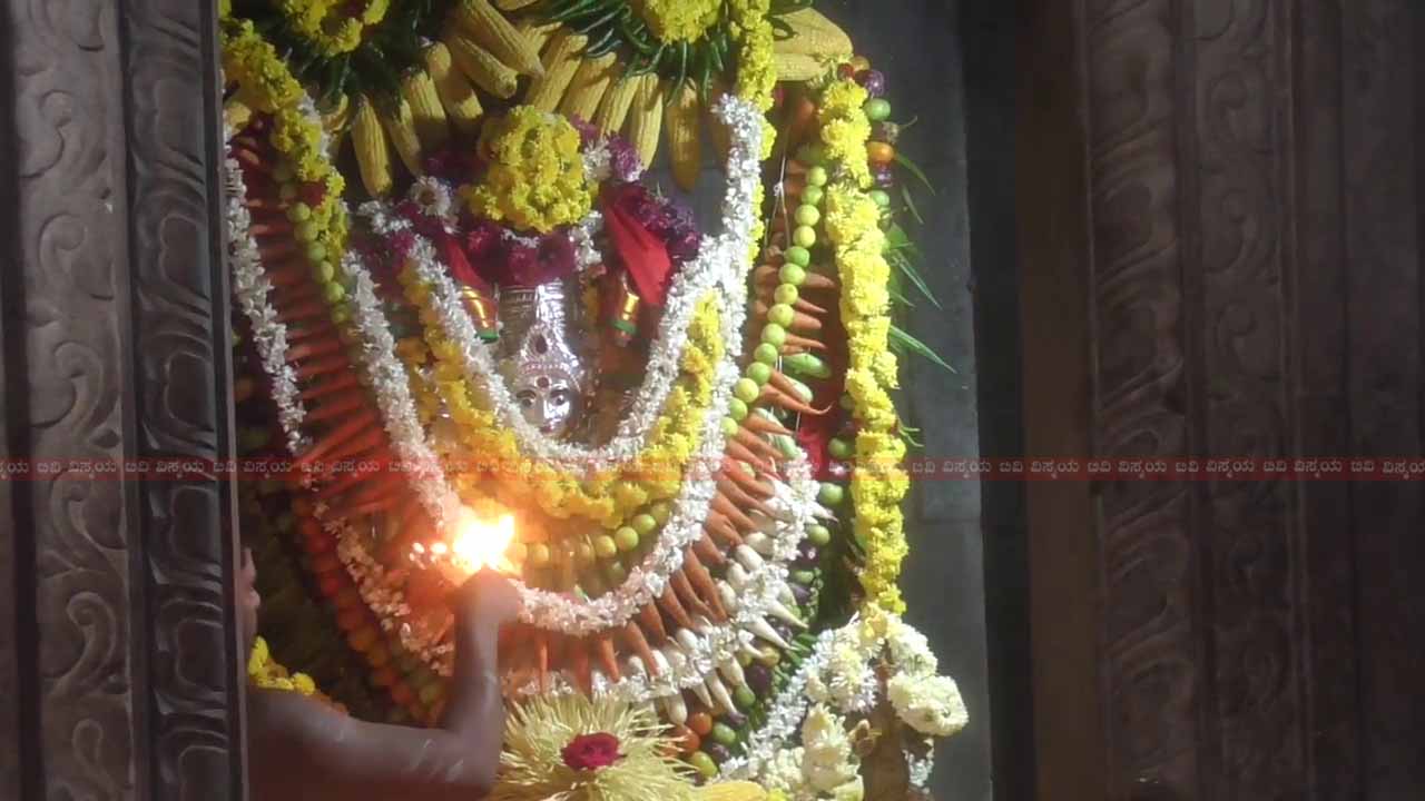 ನೀಲಗೋಡ ಯಕ್ಷಿ ಚೌಡೇಶ್ವರಿ ದೇವಿ