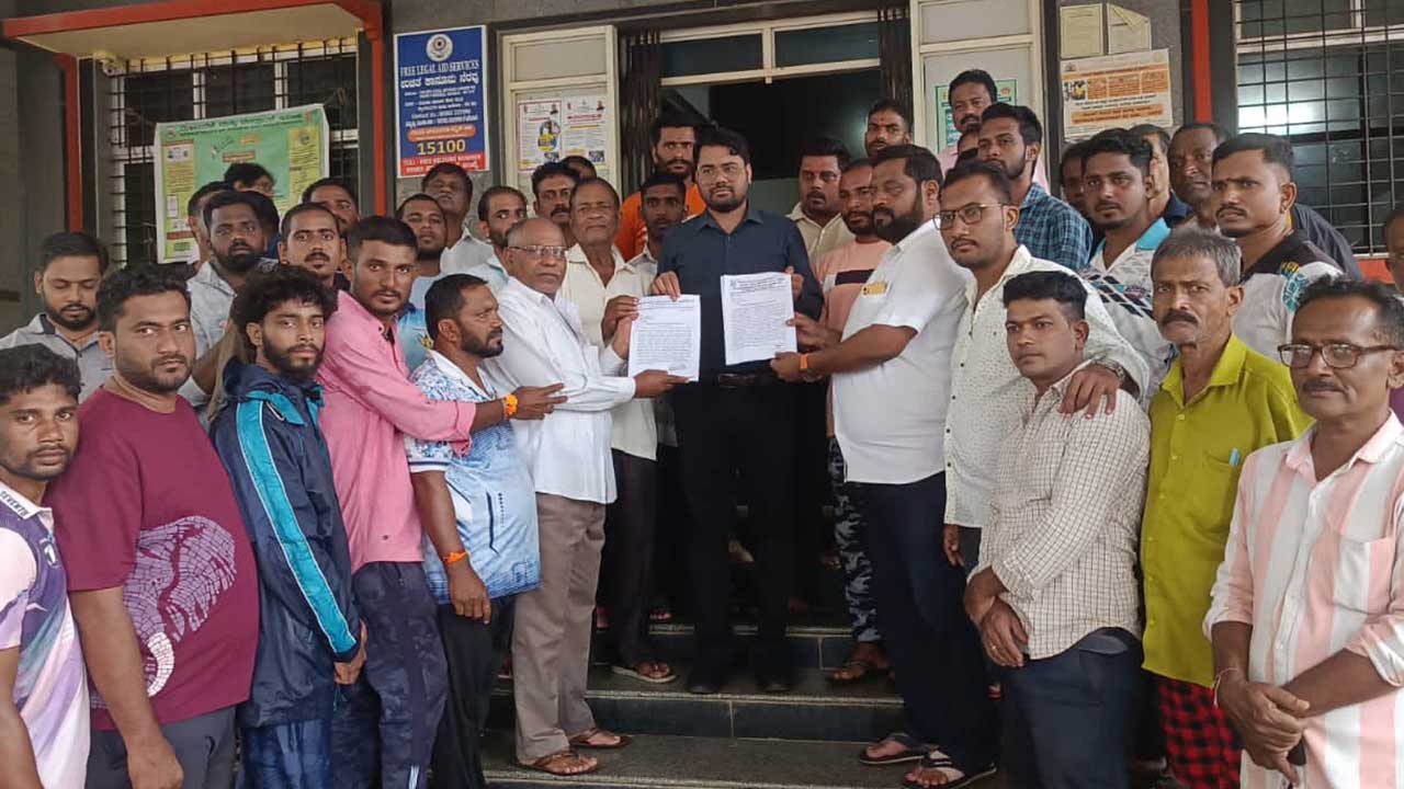 ರೂಪಾಲಿ ನಾಯ್ಕ ಹೇಳಿಕೆಗೆ ಮೀನುಗಾರರ ಖಂಡನೆ – ಕೇಣಿ ಬಂದರು ವಿವಾದ